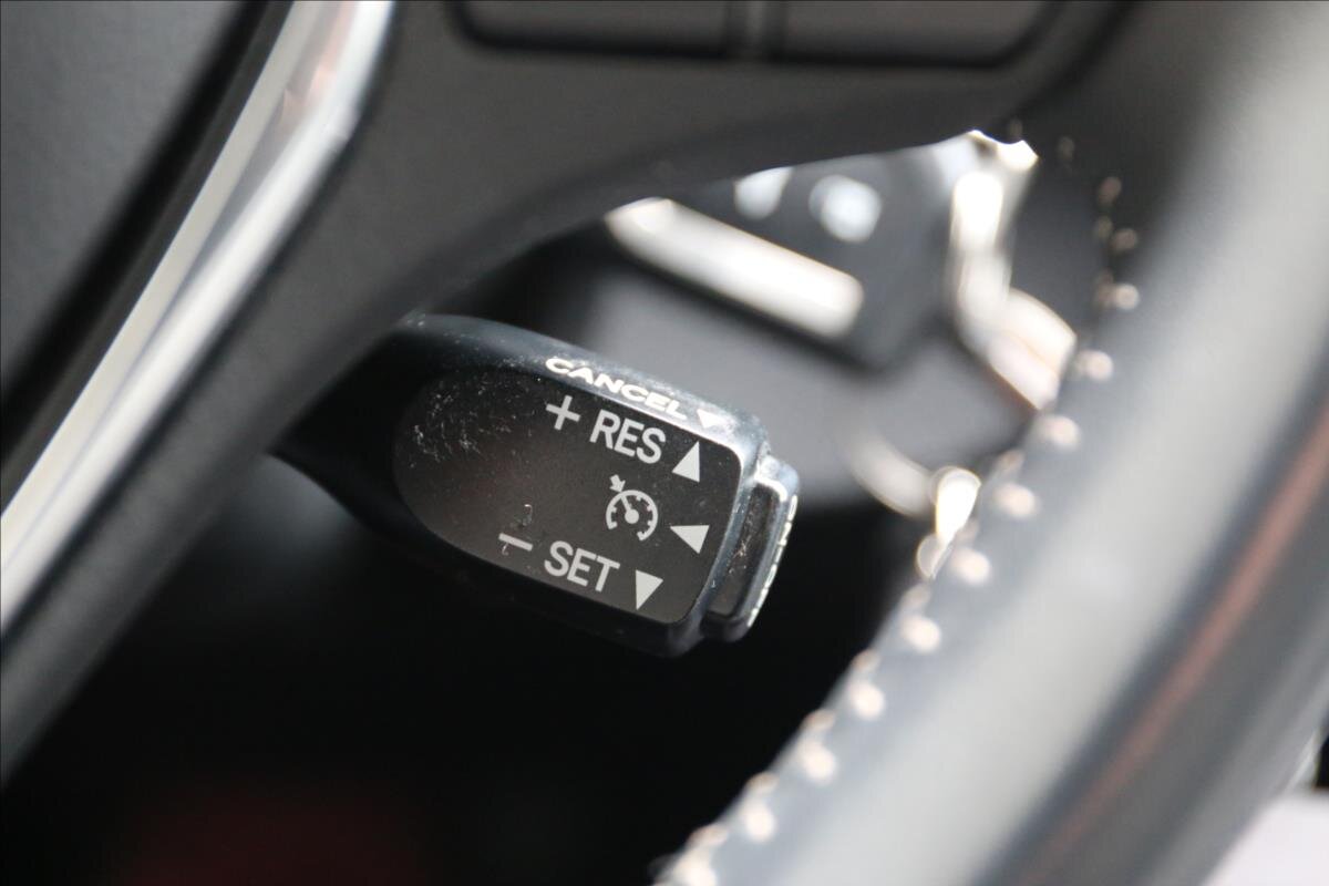 Toyota Auris Kombi 1,6 l 97 kw