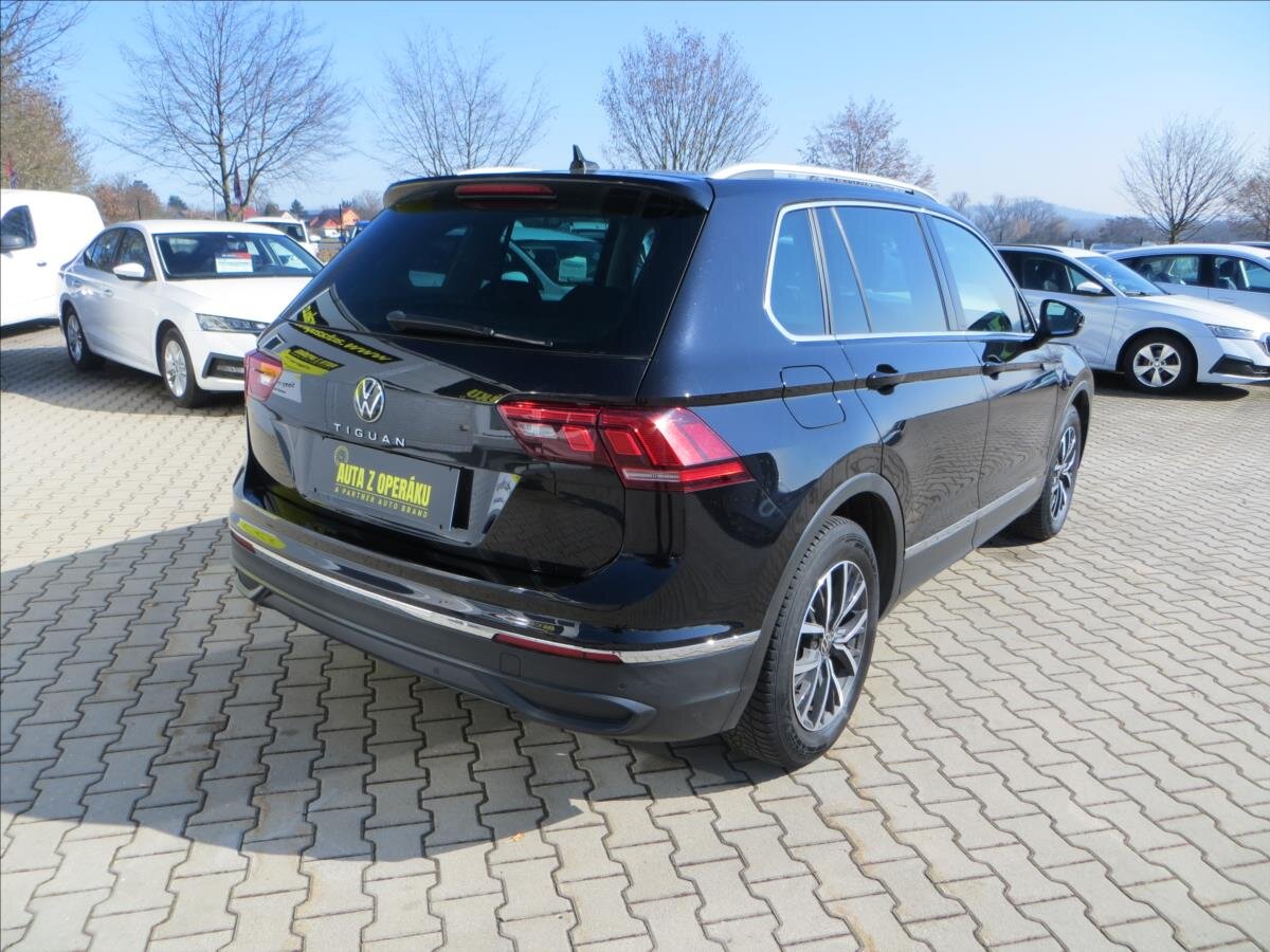 Volkswagen Tiguan SUV / Terénní 1,5 l 110 kw