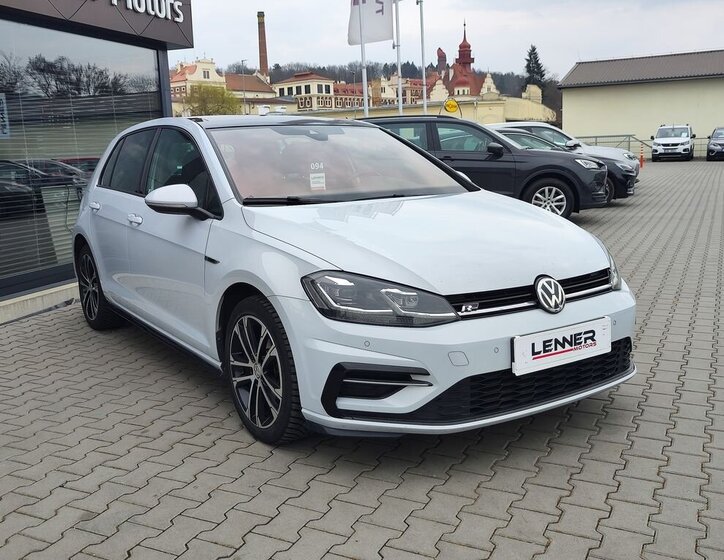 Volkswagen Golf Kombi 2,0 l 110 kw