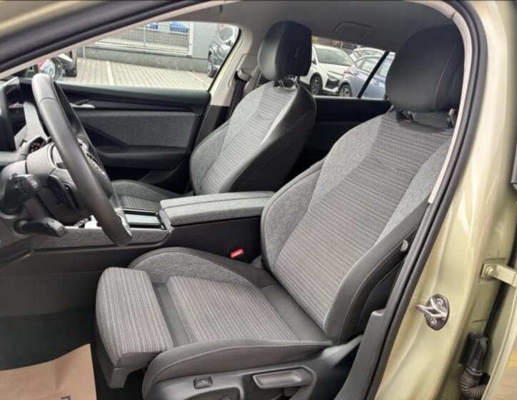 Škoda Superb Kombi 2,0 l 110 kw