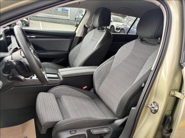 Škoda Superb Kombi 2,0 l 110 kw