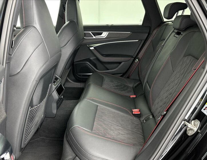 Audi S6 Kombi 3,0 l 253 kw