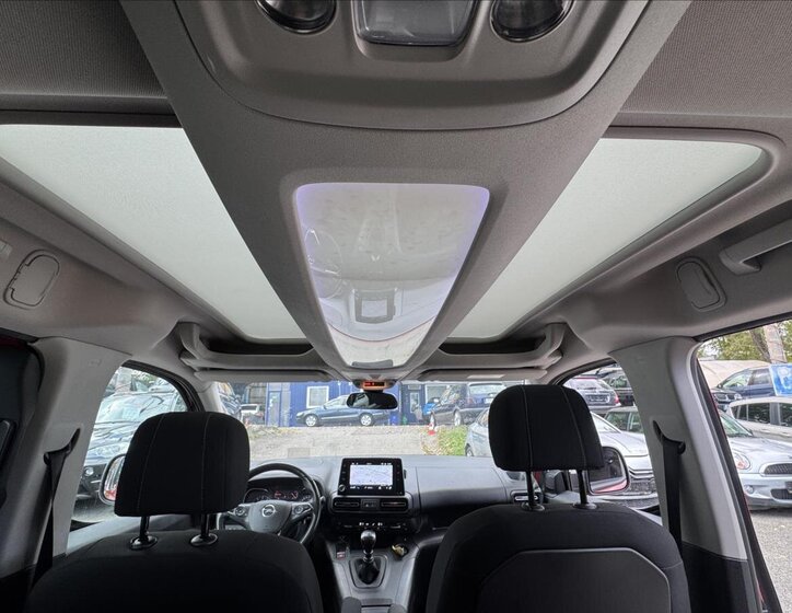 Opel Combo MPV 1,2 l 81 kw