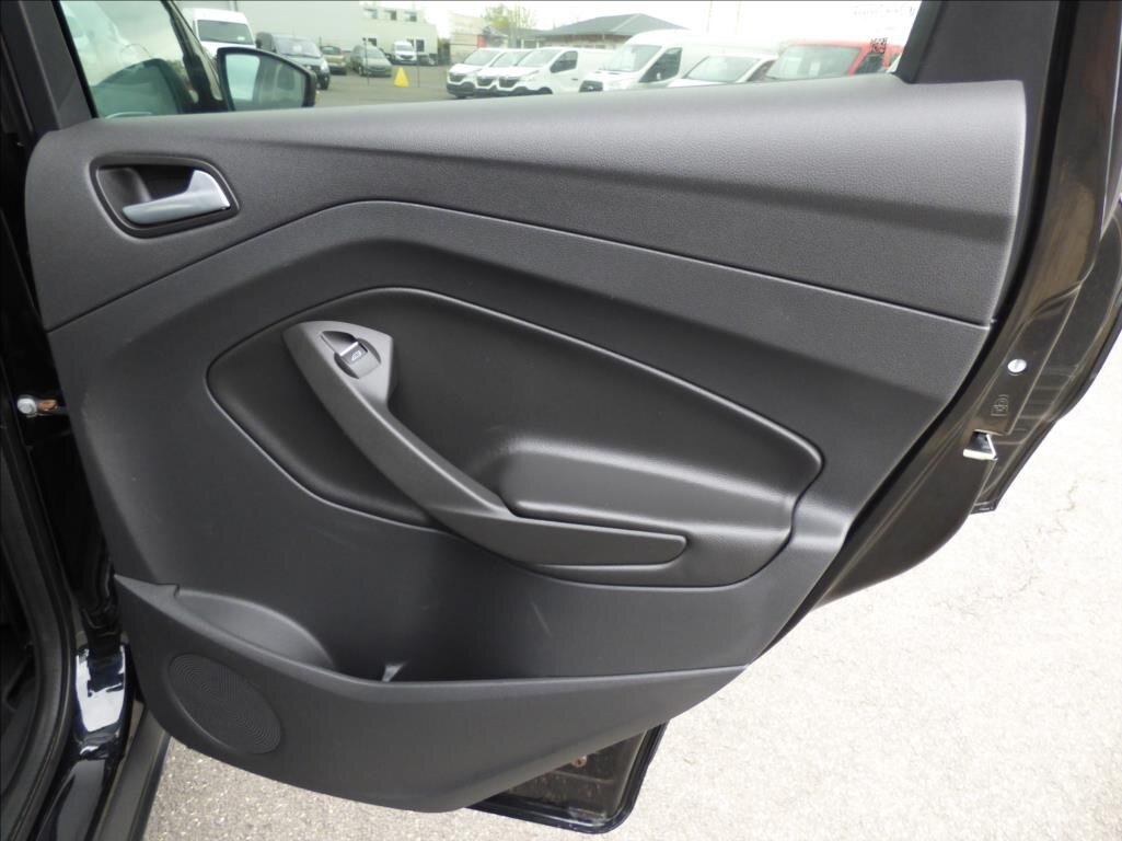 Ford Kuga SUV 2,0 l 110 kw