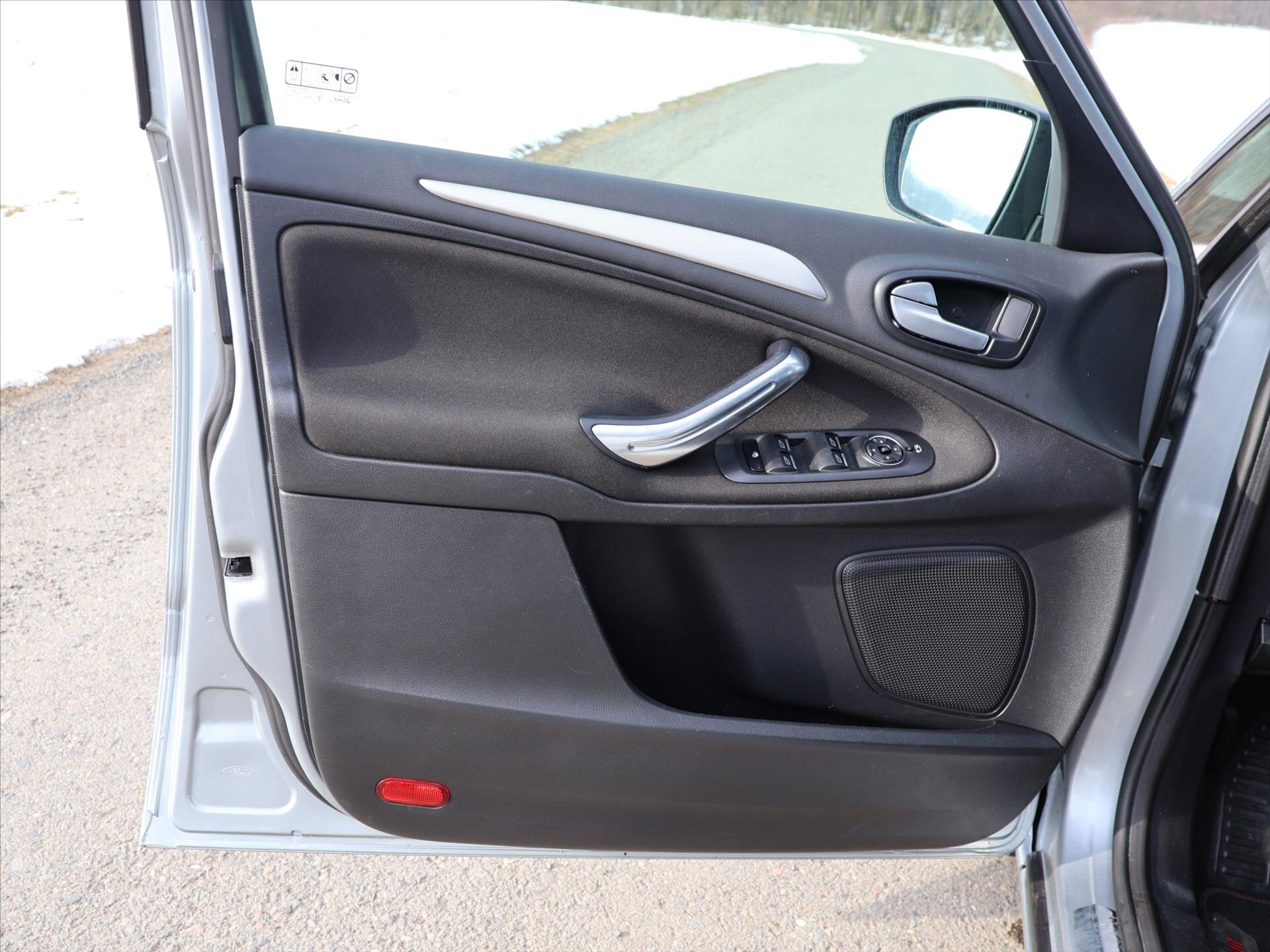 Ford S-MAX MPV 2,0 l 103 kw