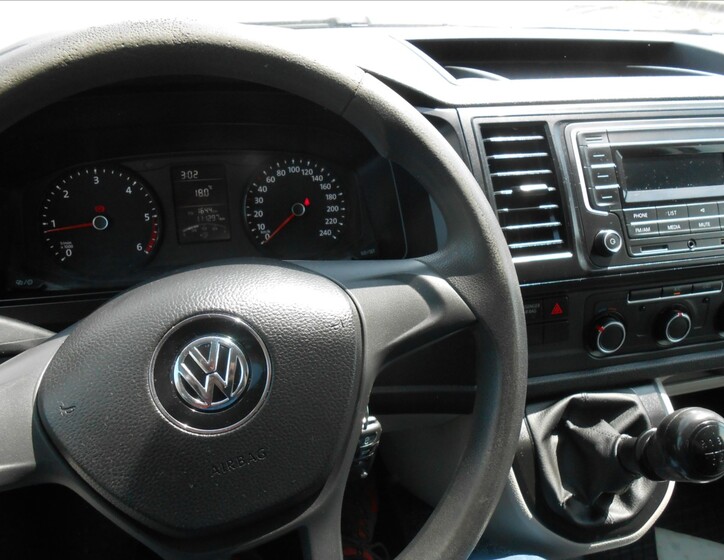Volkswagen Transporter 25