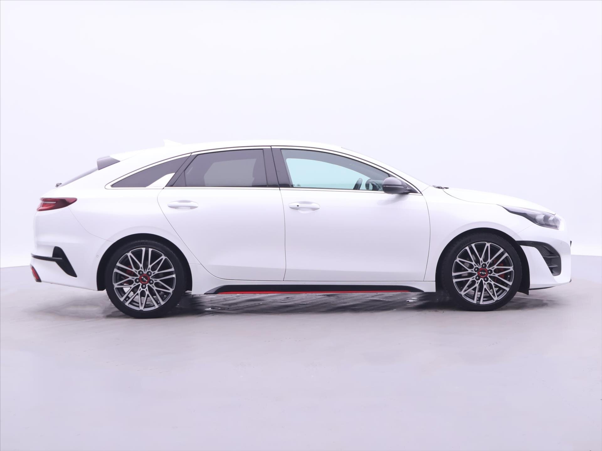 KIA ProCeed Hatchback 1,6 l 150 kw