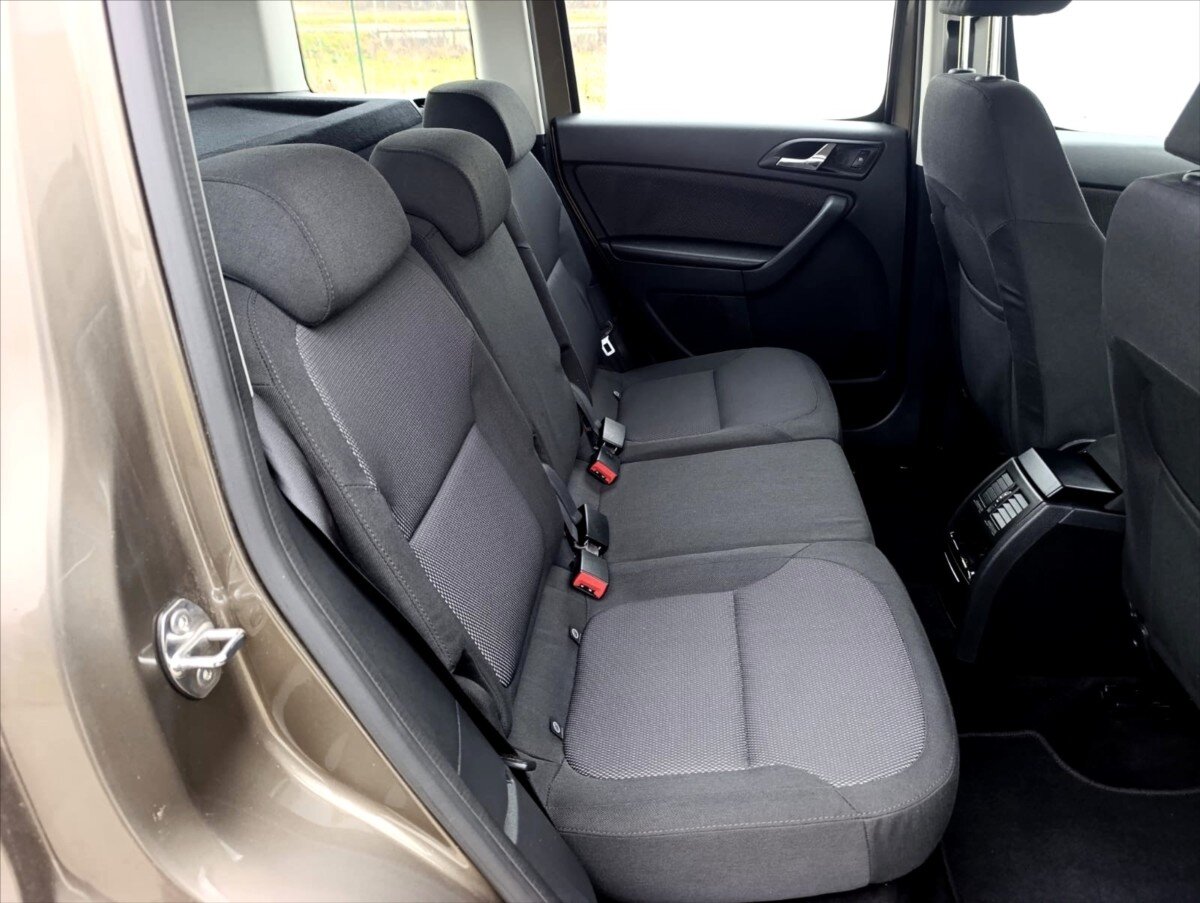 Škoda Yeti SUV / Terénní 1,6 l 77 kw