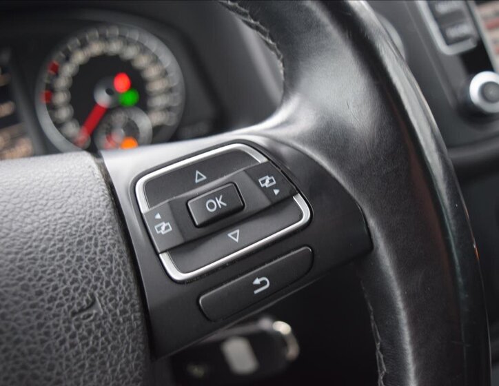 Volkswagen Golf Kombi 1,6 l 77 kw