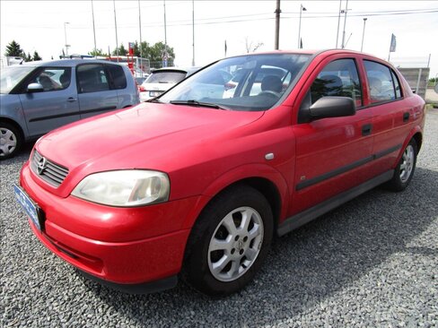 Opel Astra Hatchback 1,4 l 66 kw