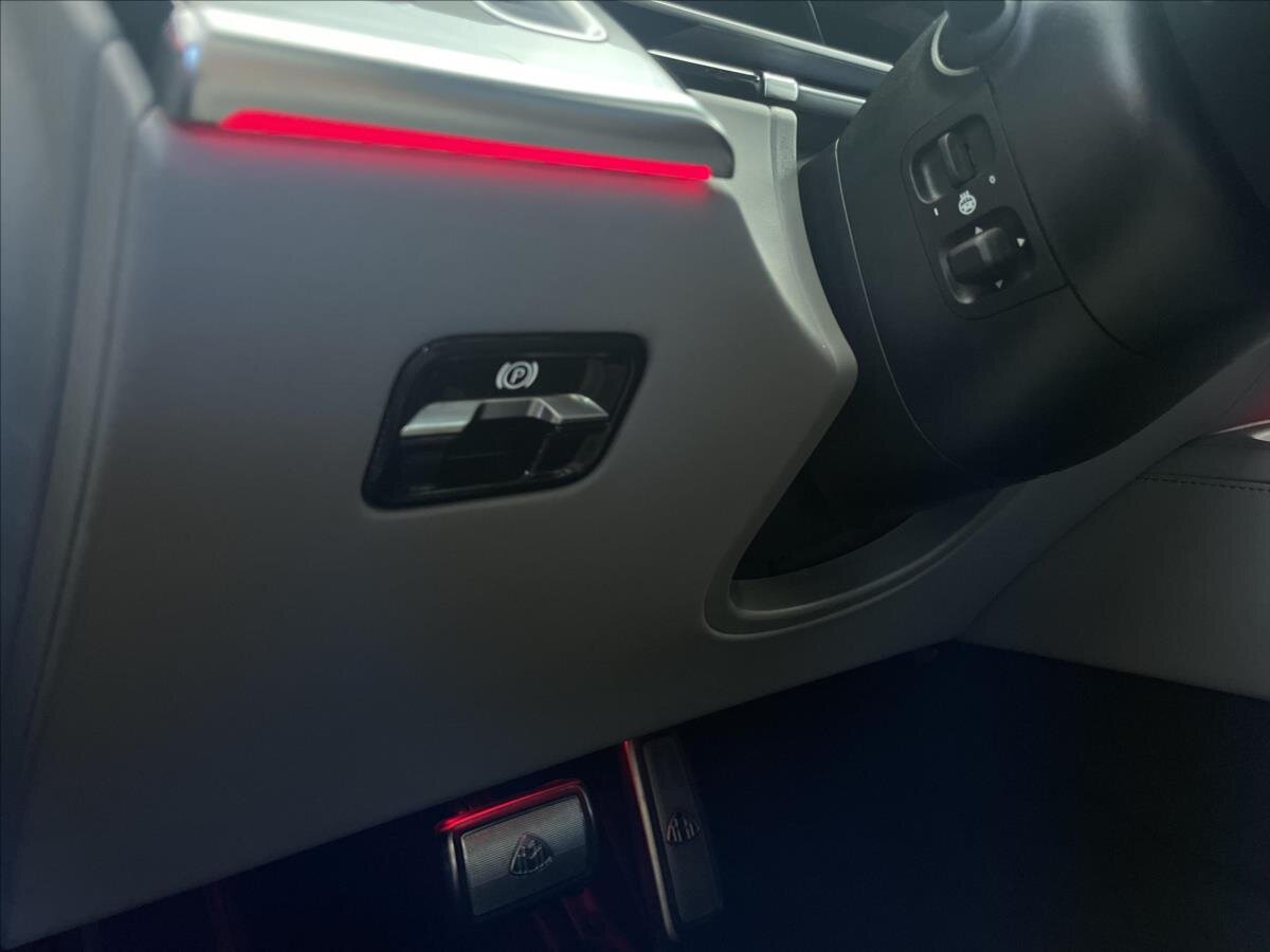 Mercedes-Benz Třídy S Ostatní 6,0 l 450 kw