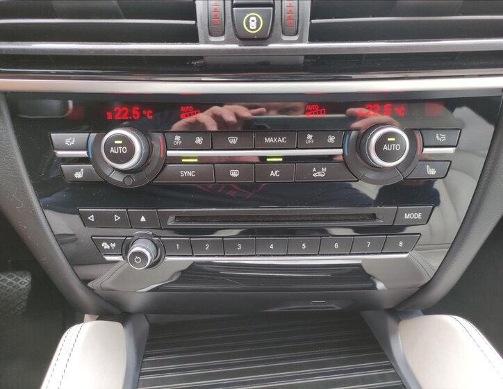 BMW X6 SUV 3,0 l 230 kw