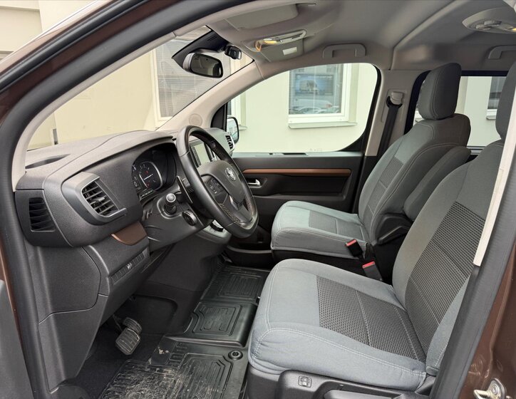 Toyota ProAce VAN-Minibus 2,0 l 130 kw