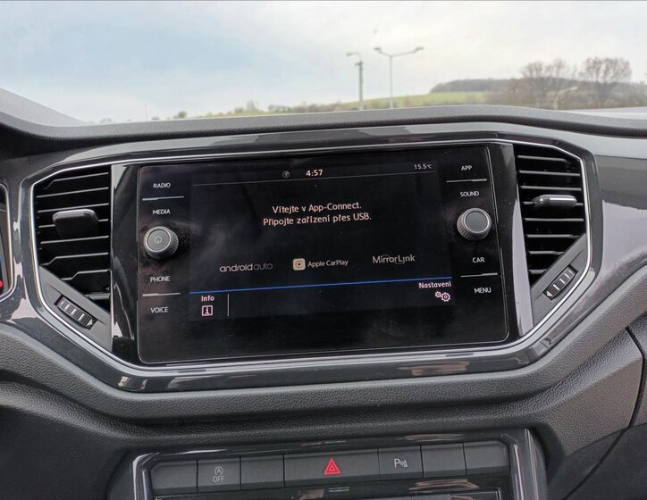 Volkswagen T-Roc SUV / Terénní 1,5 l 110 kw