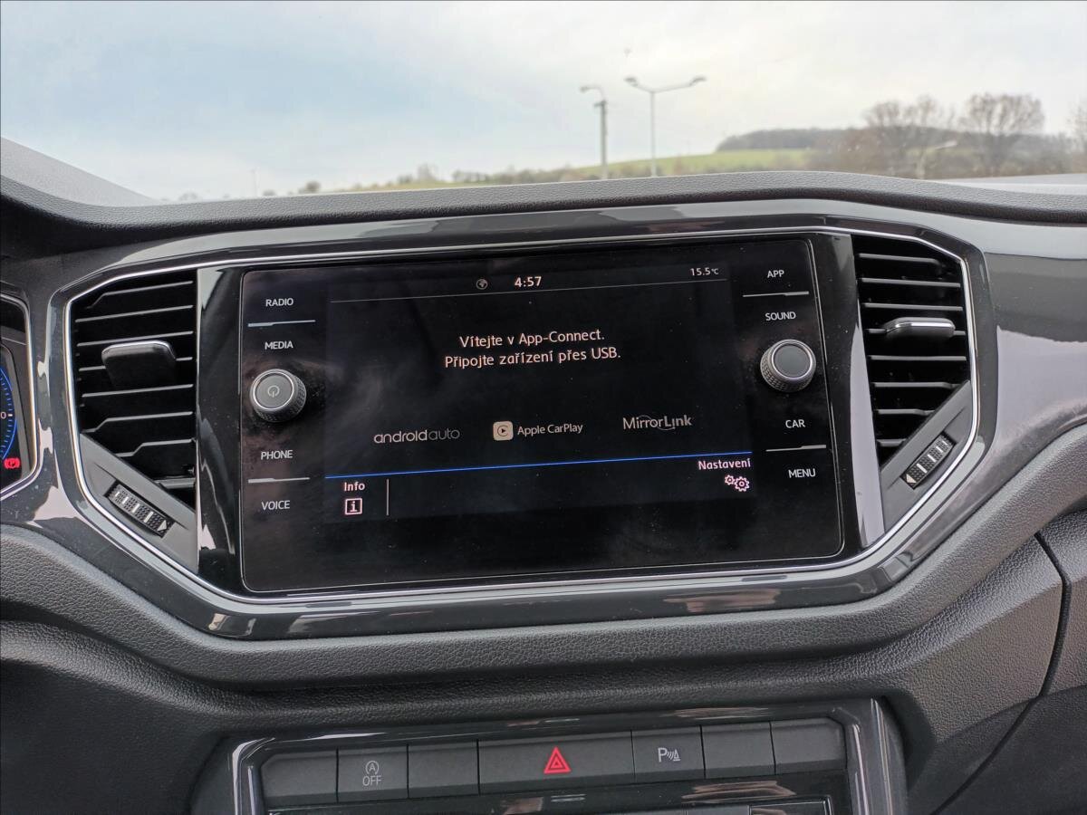 Volkswagen T-Roc SUV / Terénní 1,5 l 110 kw