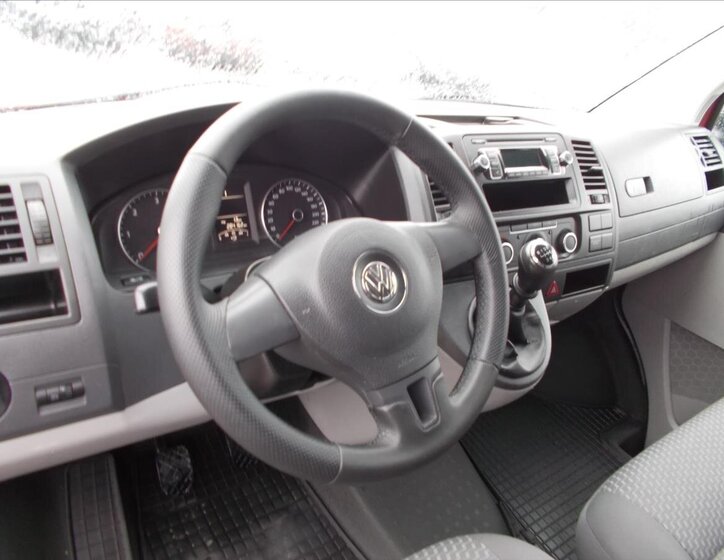 Volkswagen Transporter 26