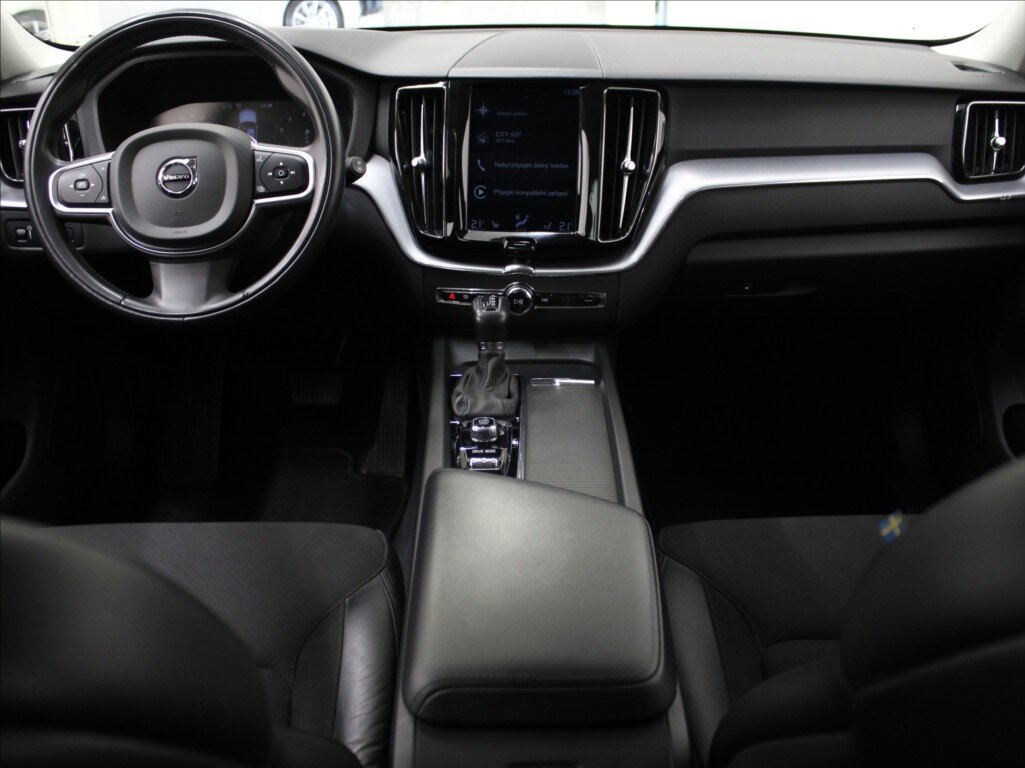 Volvo XC60 SUV / Terénní 2,0 l 184 kw
