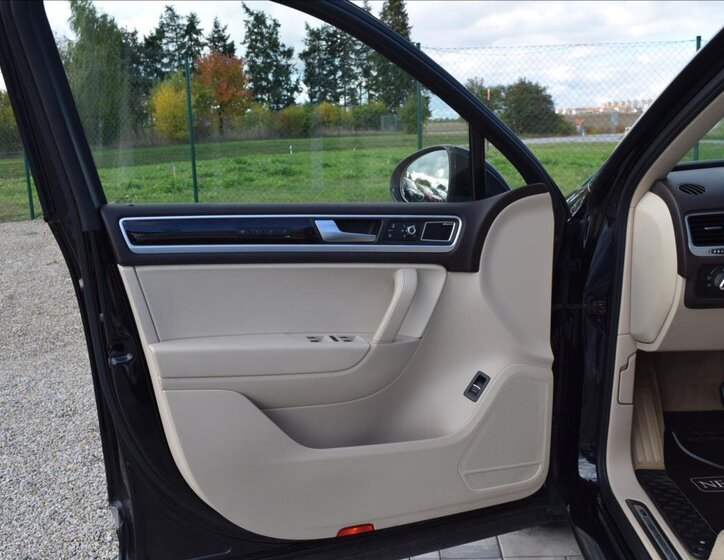 Volkswagen Touareg 30