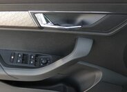 Škoda Karoq SUV / Terénní 1,5 l 110 kw