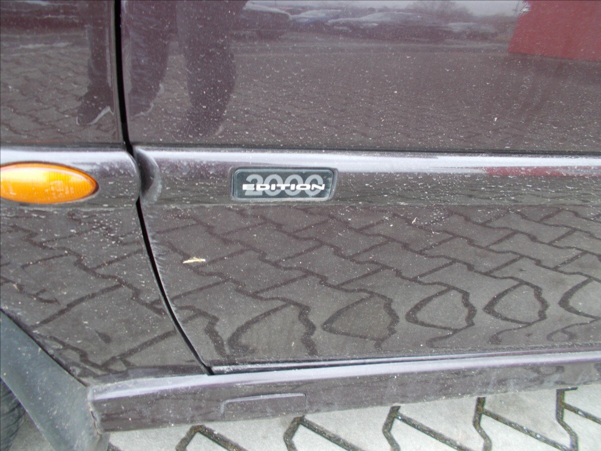 Opel Vectra Sedan 1,6 l 74 kw