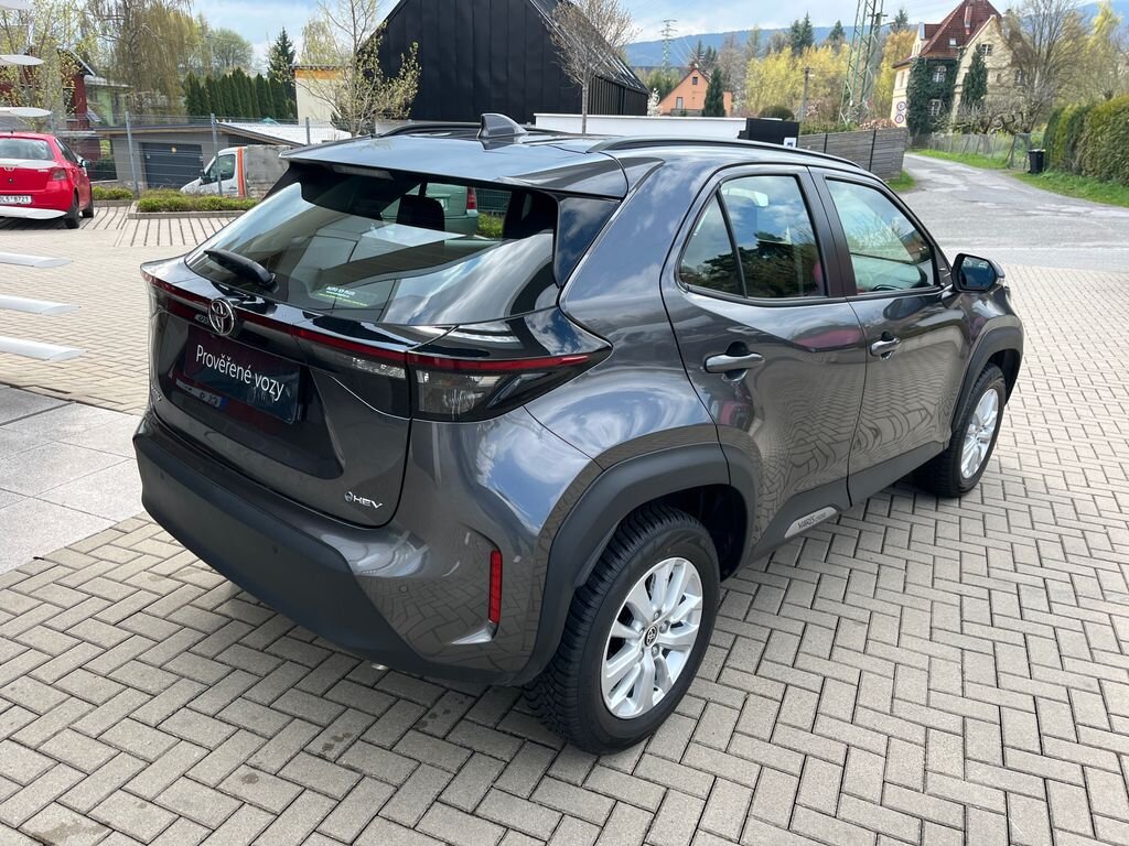 Toyota Yaris Cross SUV / Terénní 1,5 l 68 kw