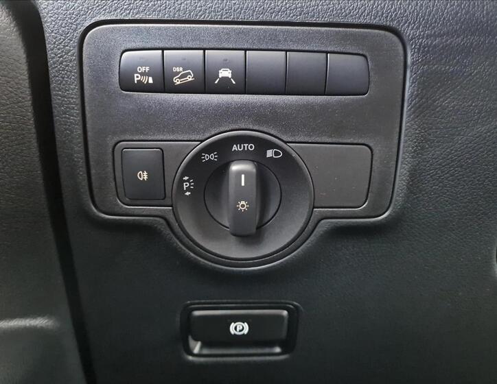 Mercedes-Benz Vito 11