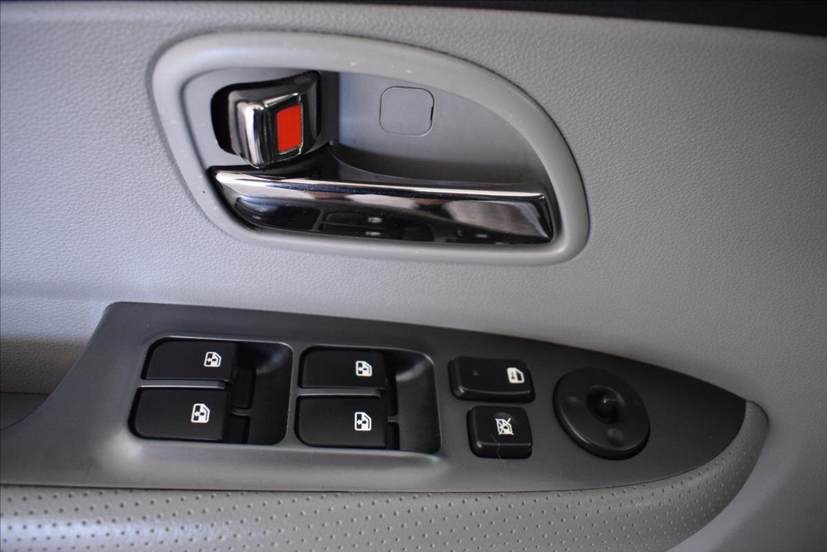 KIA Carens MPV 1,6 l 94 kw