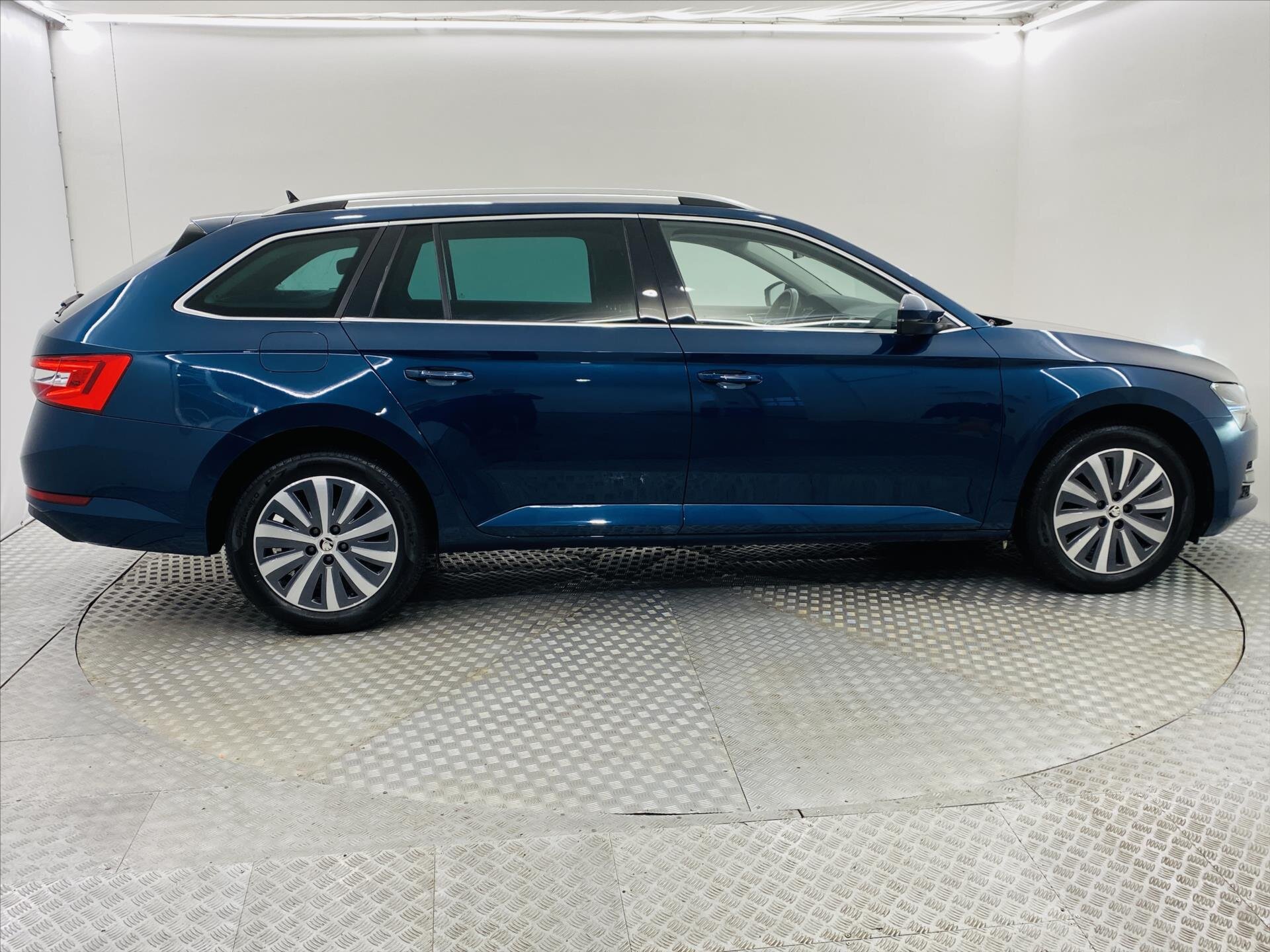 Škoda Superb Kombi 2,0 l 147 kw