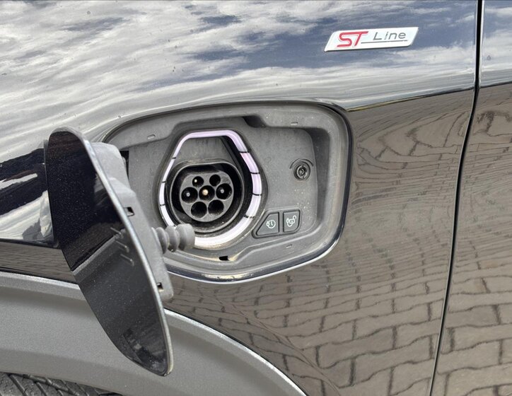 Ford Explorer SUV / Terénní 3,0 l 267 kw