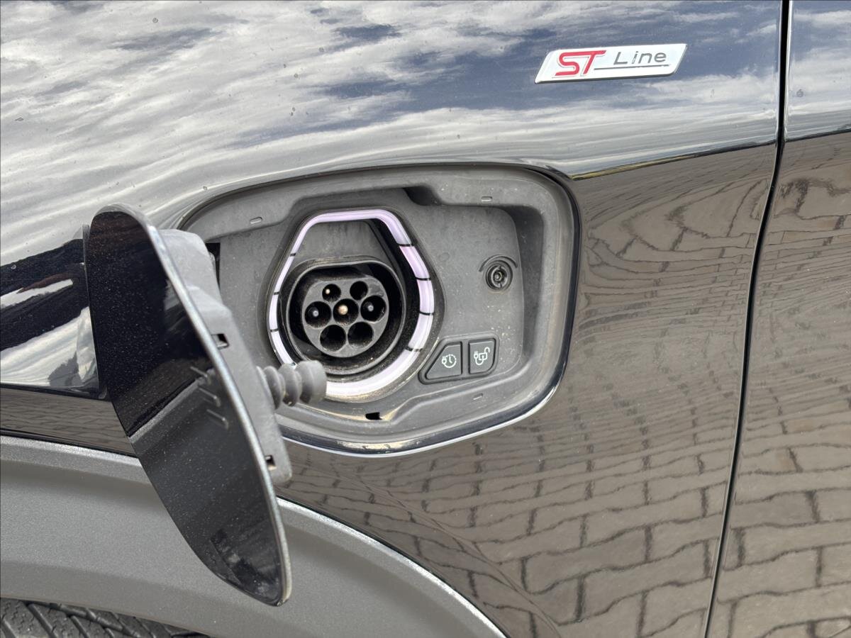 Ford Explorer SUV / Terénní 3,0 l 267 kw
