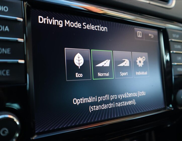 Škoda Superb Kombi 2,0 l 110 kw