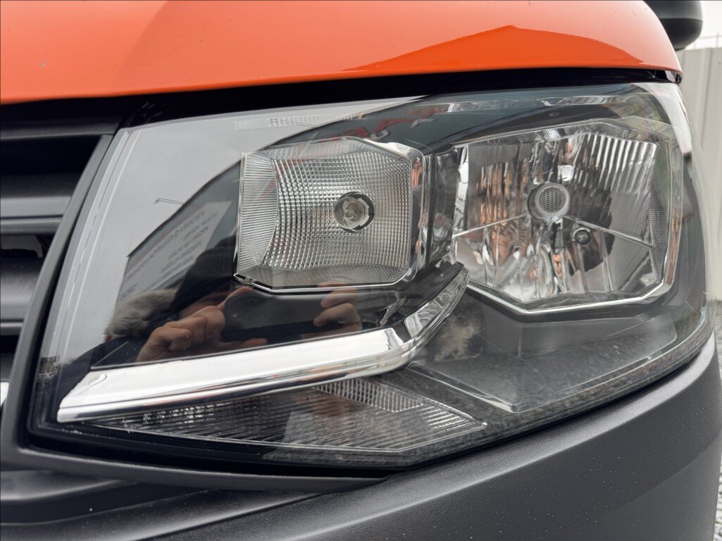 Volkswagen Transporter Skříň 2,0 l 110 kw