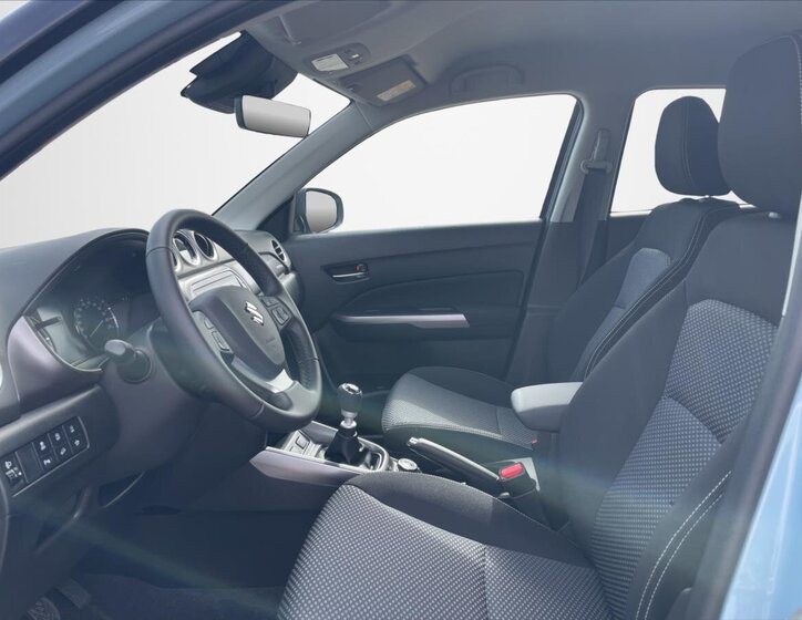 Suzuki Vitara SUV / Terénní 1,4 l 81 kw