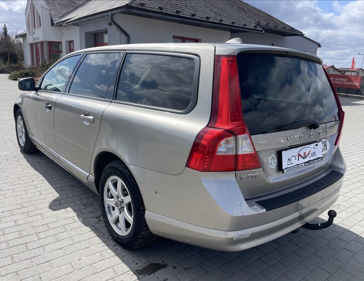 Volvo V70 Kombi 2,0 l 100 kw