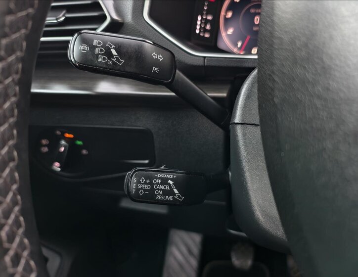 Seat Tarraco SUV / Terénní 1,5 l 110 kw