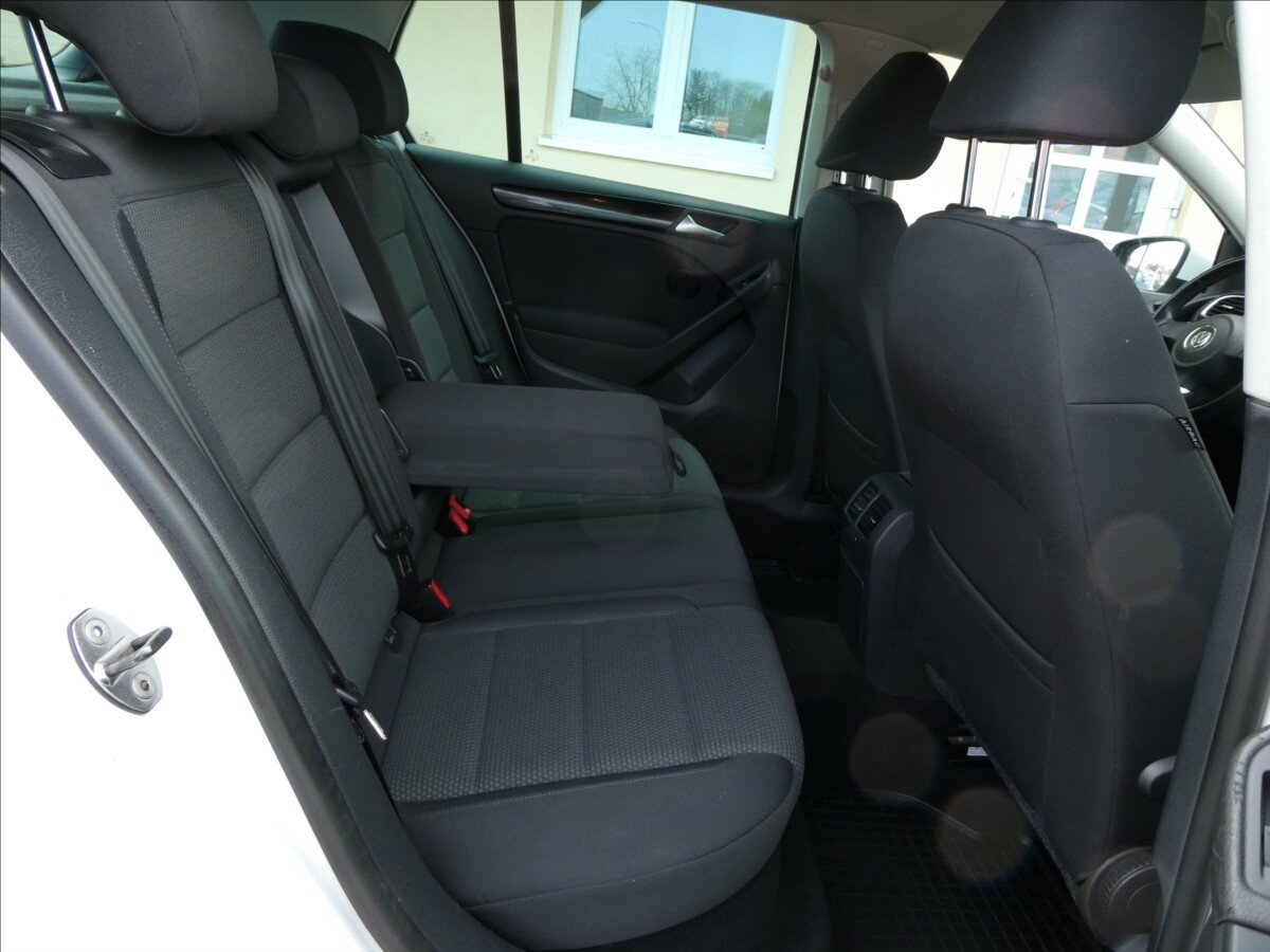 Volkswagen Golf Hatchback 1,2 l 63 kw