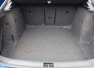 Škoda Octavia Sedan / Limuzína 1,6 l 77 kw