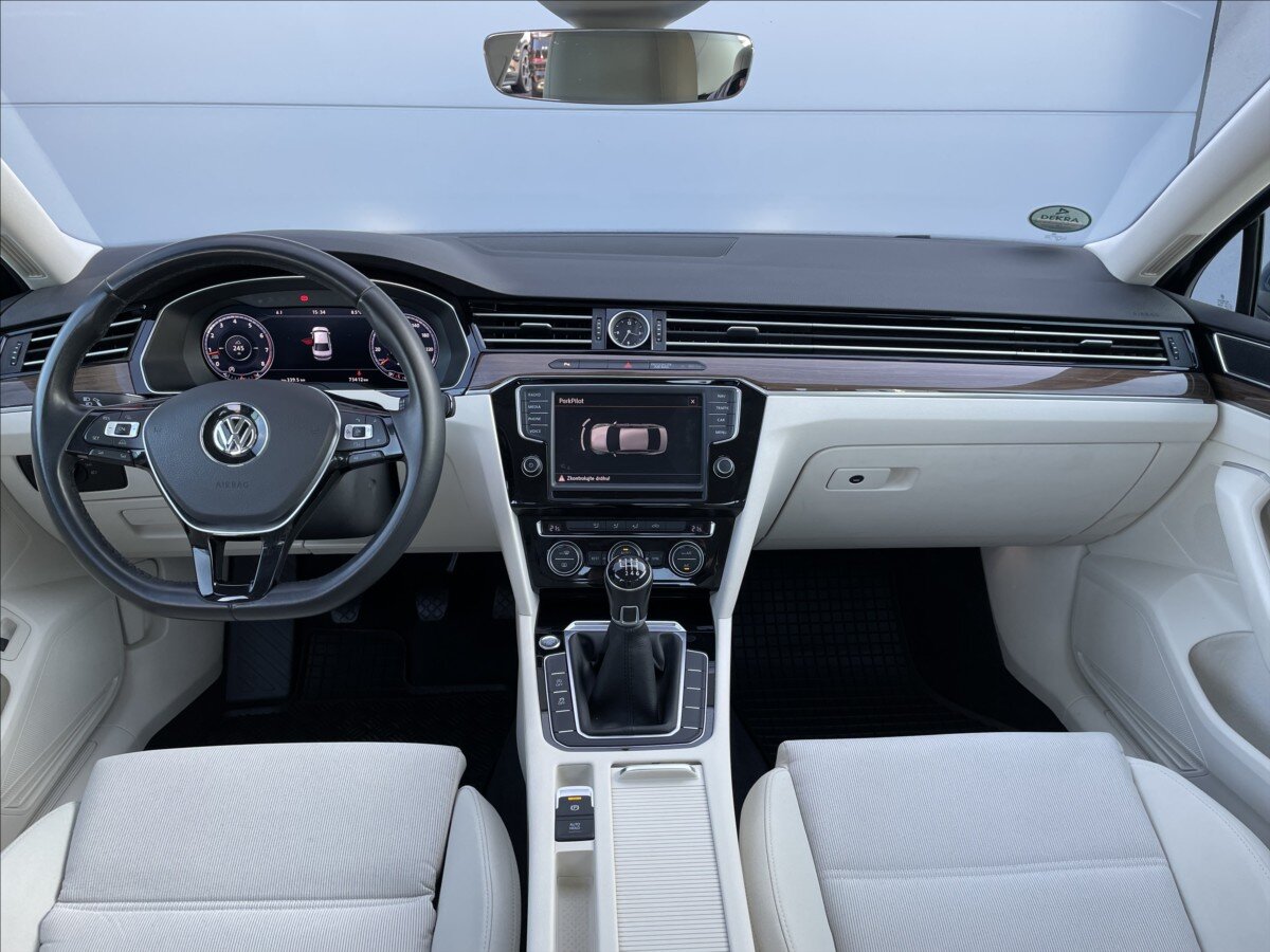 Volkswagen Passat Sedan 1,8 l 132 kw