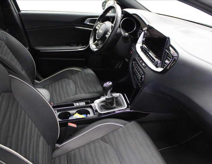 KIA ProCeed Hatchback 1,5 l 117 kw