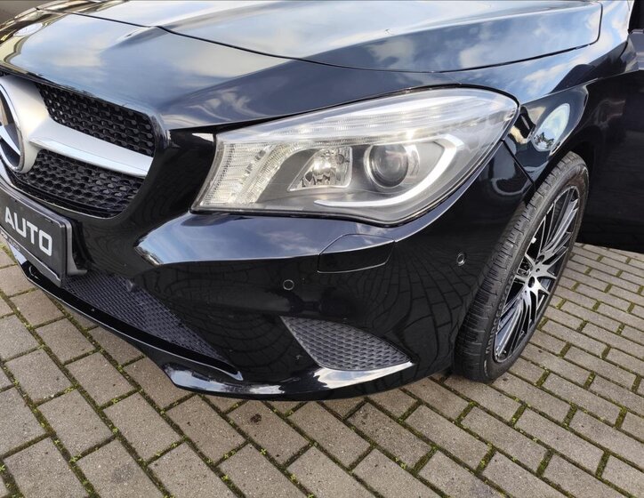 Mercedes-Benz CLA Sedan 1,6 l 115 kw