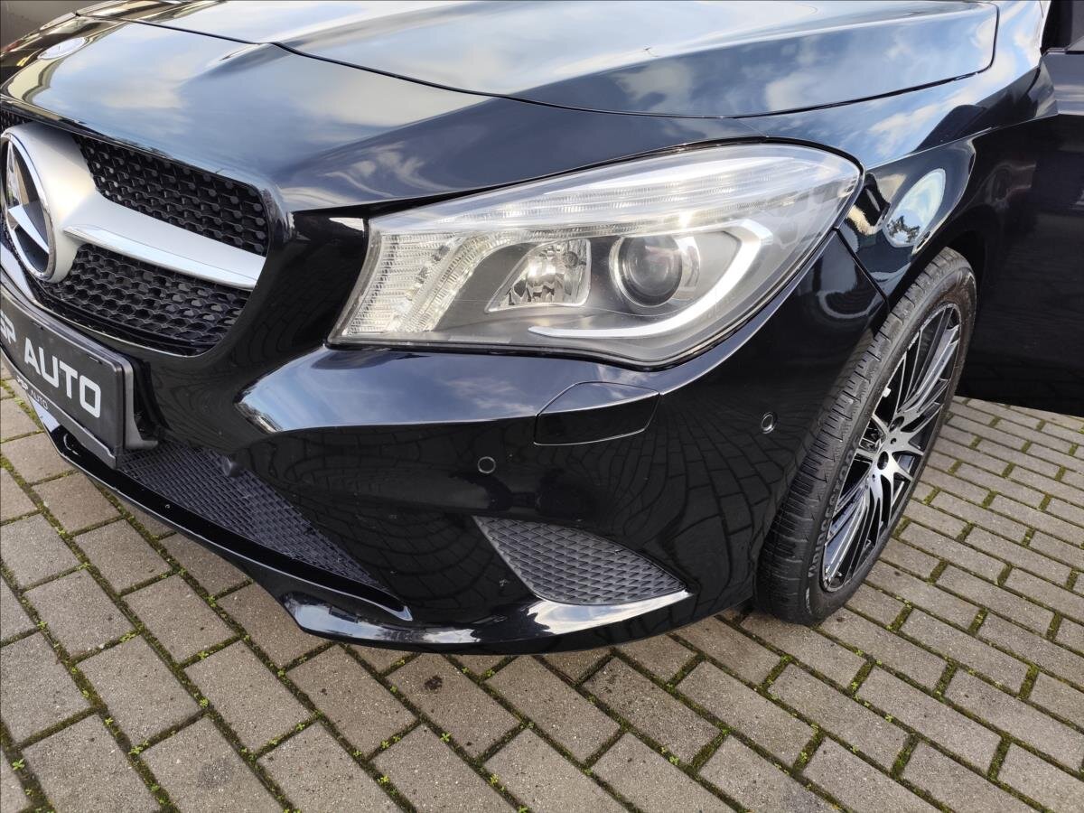 Mercedes-Benz CLA Sedan 1,6 l 115 kw