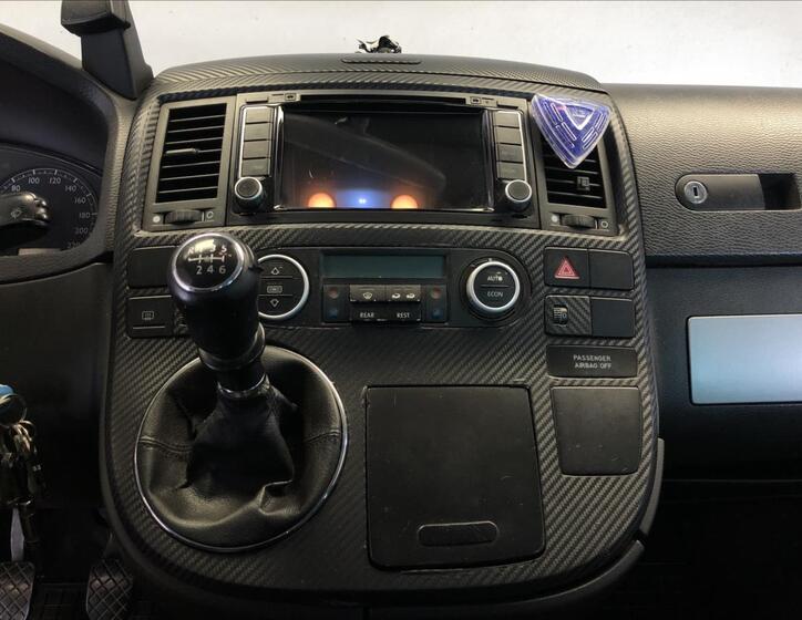 Volkswagen Multivan 19