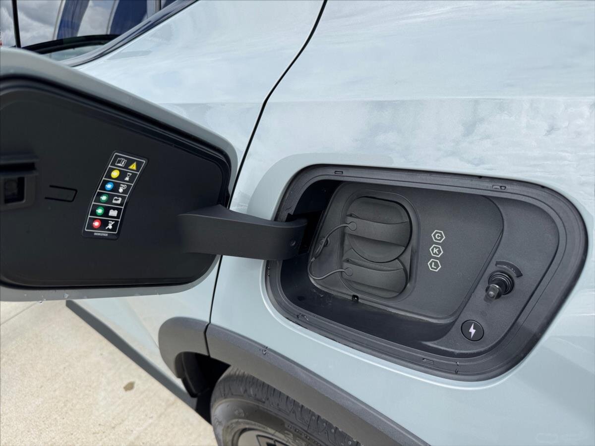 Volvo EX30 SUV / Terénní 0,0 315 kw