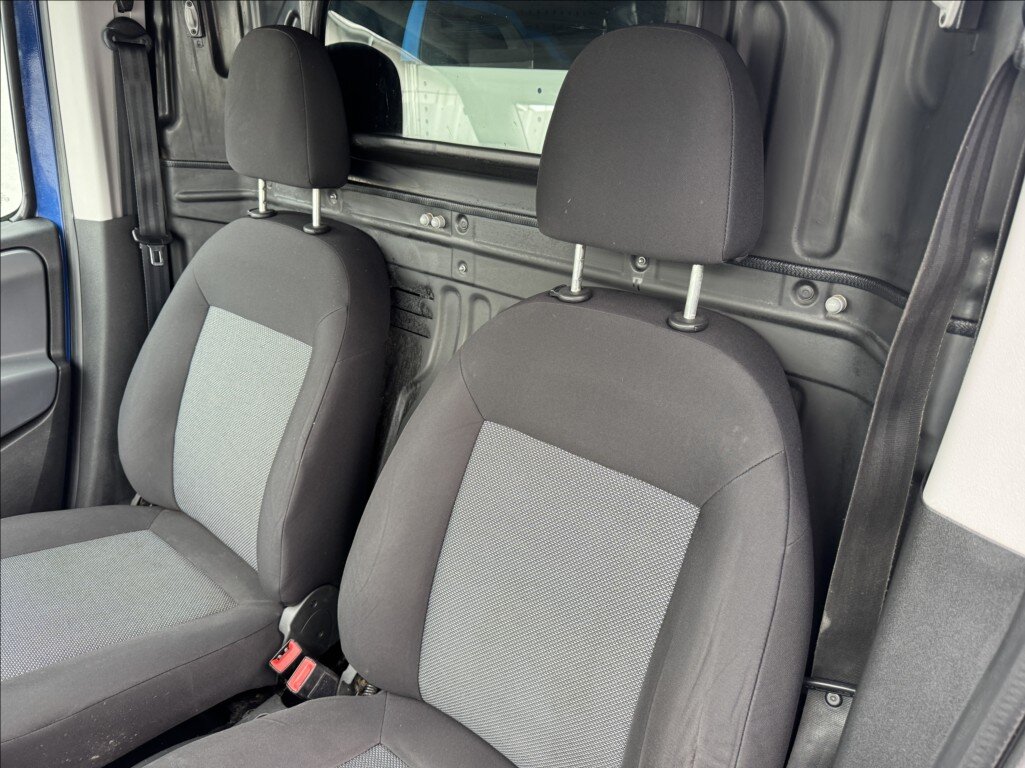 Fiat Dobló cargo Skříň 1,4 l 70 kw