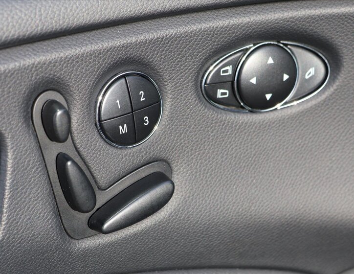 Mercedes-Benz CLS Sedan 3,5 l 215 kw