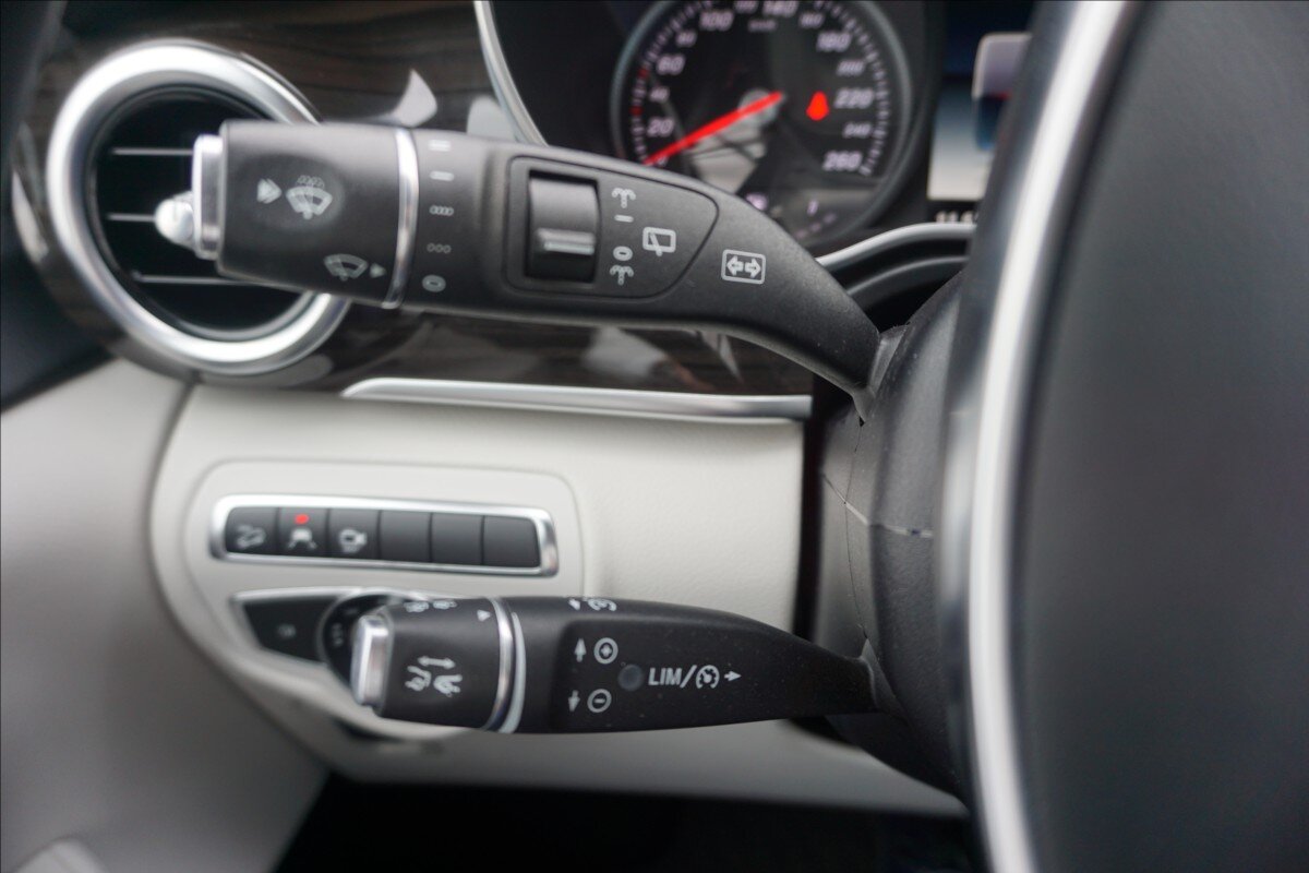 Mercedes-Benz Třídy V VAN / Minibus 2,1 l 120 kw