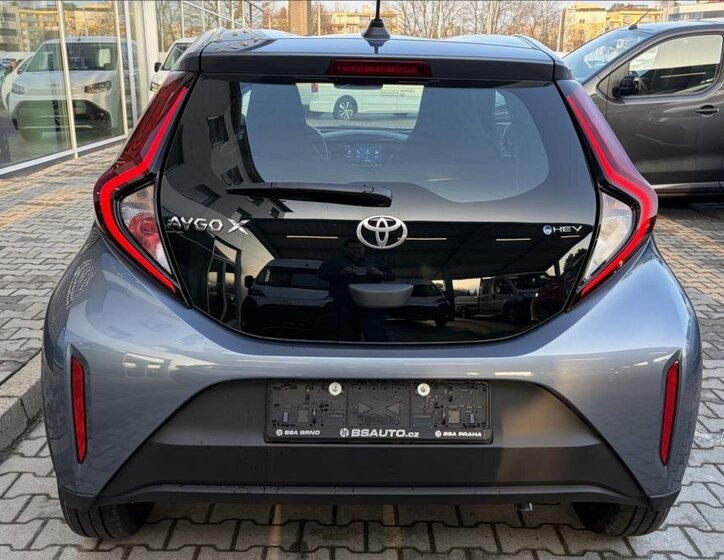 Toyota Aygo Hatchback 1,5 l 85 kw