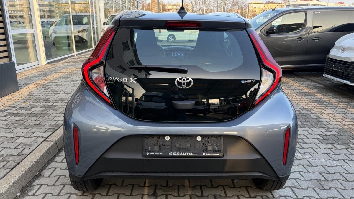 Toyota Aygo Hatchback 1,5 l 85 kw