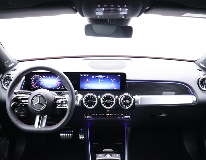 Mercedes-Benz GLB 31