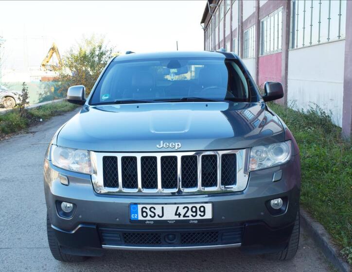 Jeep Grand Cherokee 9